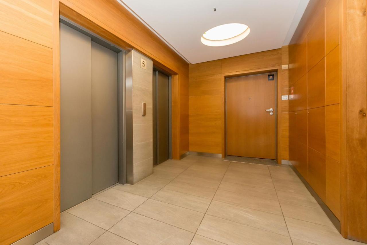 Gdanski Business Center Apartments Varsovia Exterior foto